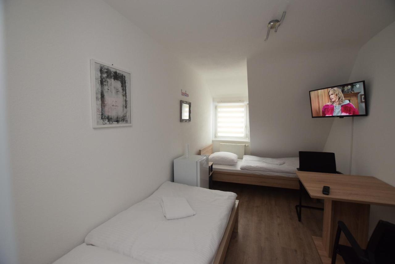 Ab Moehringen Messe Zimmer Estugarda Exterior foto